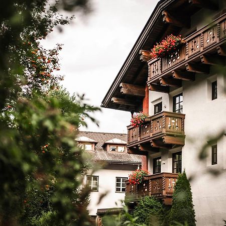 Strasserwirt - Ansitz Zu Tirol Strassen Extérieur photo