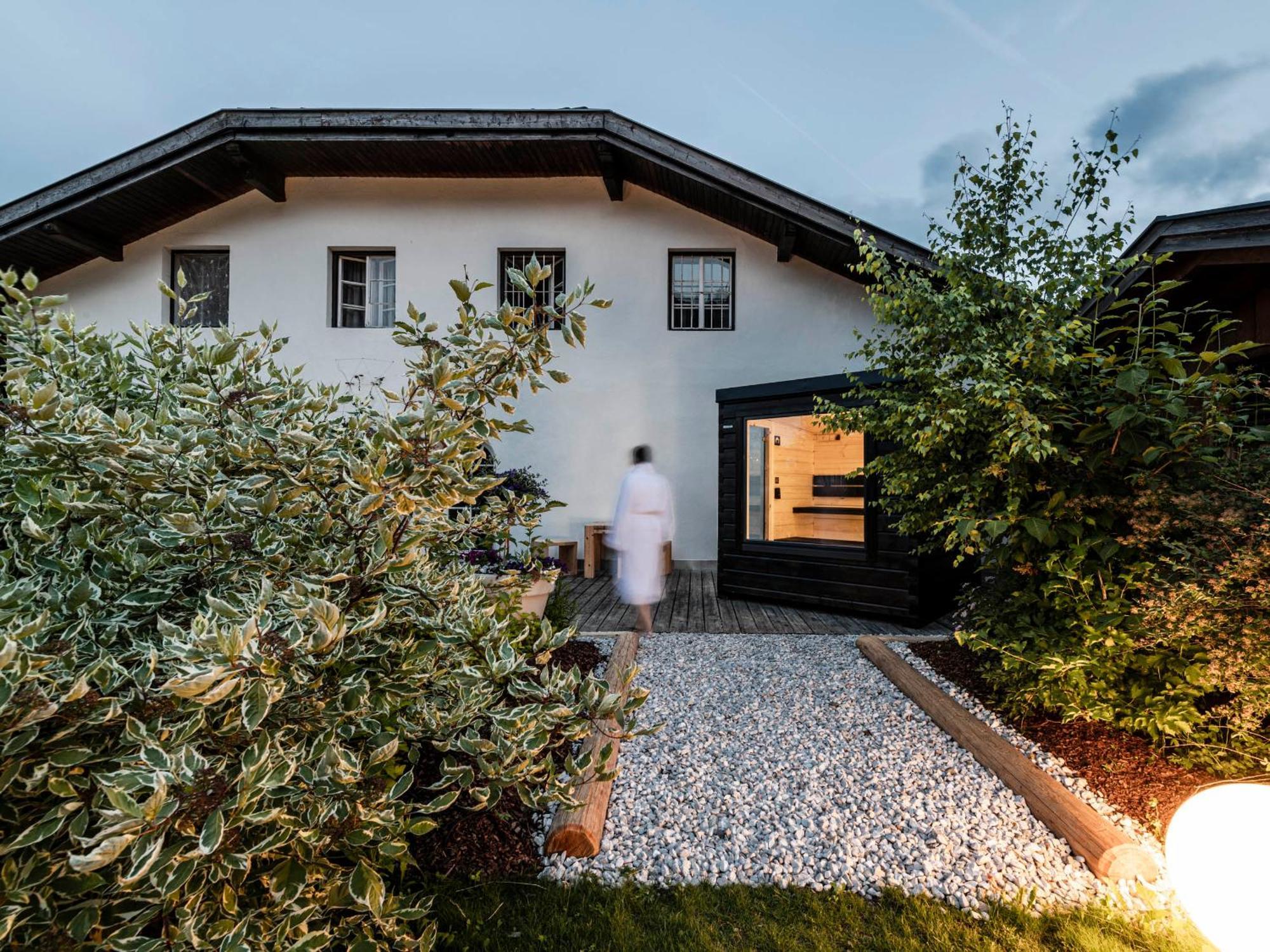 Strasserwirt - Ansitz Zu Tirol Strassen Extérieur photo